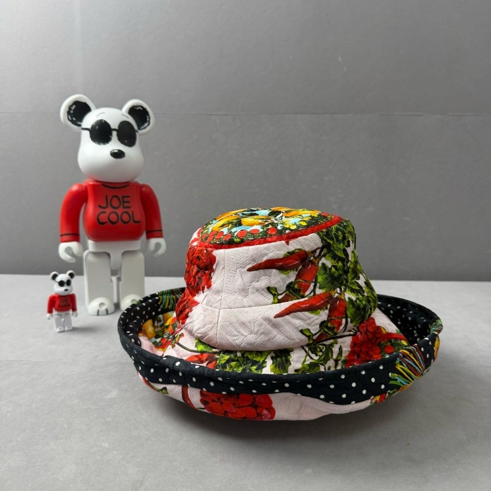 🚩steal authentic Dolce & Gabbana Floral Kids Hat with Black Polka Dot Trim